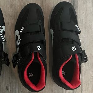 **NEW** Peloton Cycling Shoes